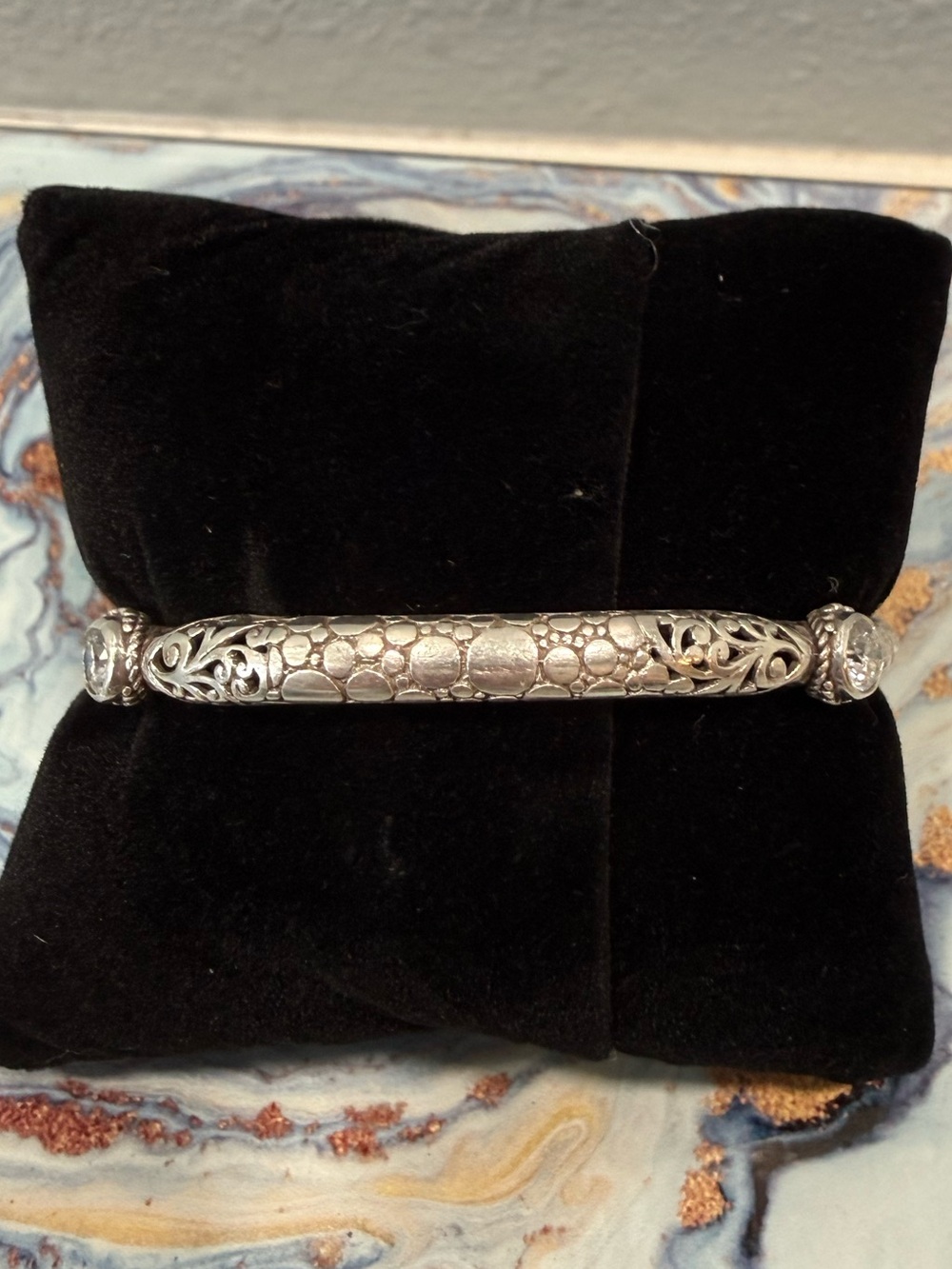 Sarda Bangle Bracelet Moissanite in Sterling Silver 76.75 in. Round
